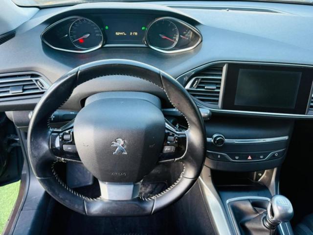 Peugeot 308 image 7