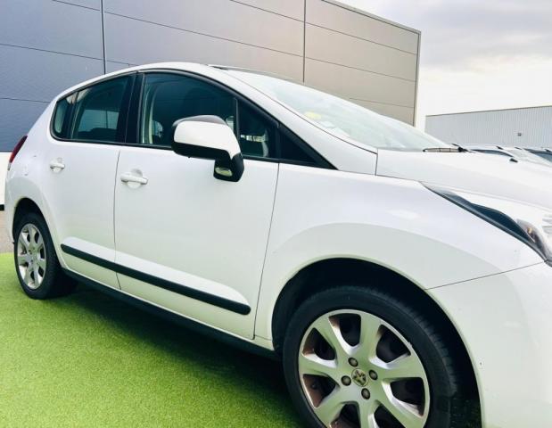 Peugeot 3008 image 8