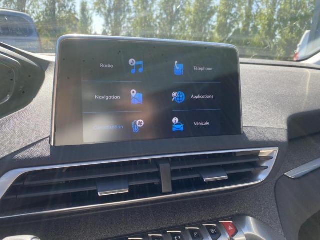 Peugeot 3008 image 8