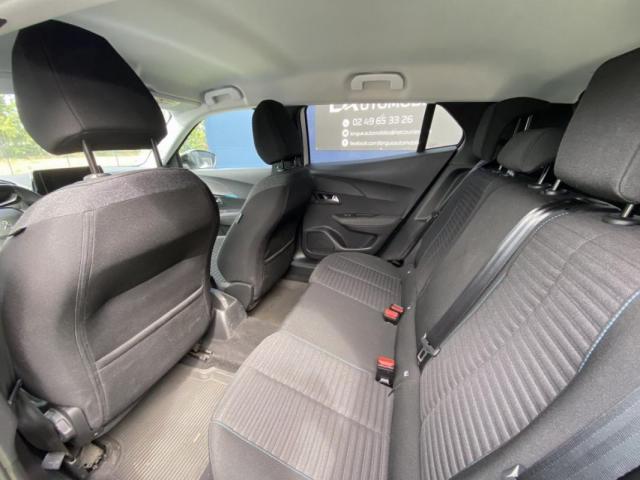 Peugeot 2008 image 3