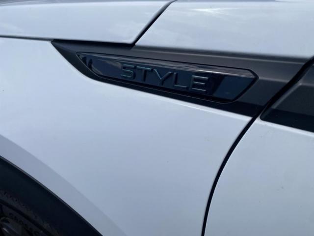 Peugeot 2008 image 5