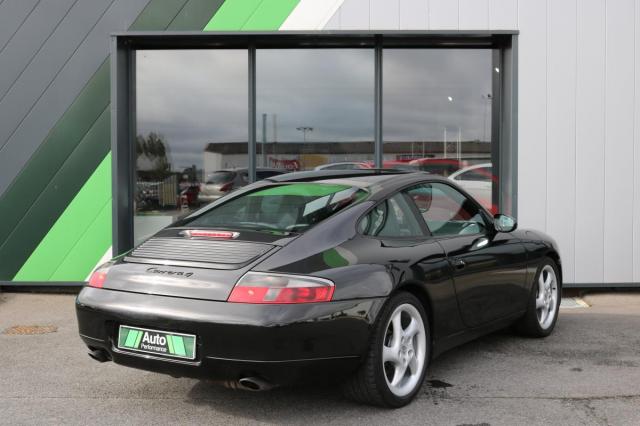 Porsche 911 image 8