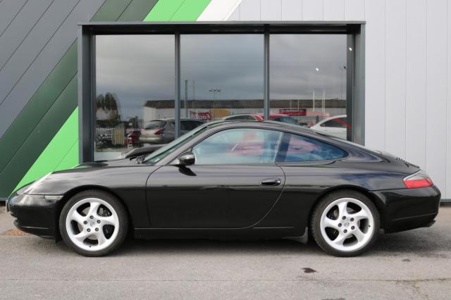 Porsche 911 image 9