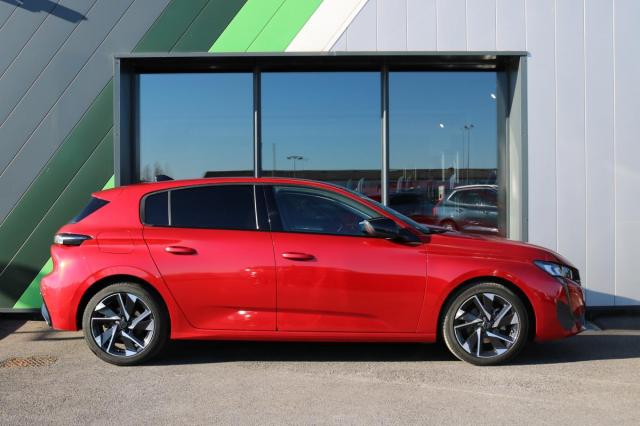 Peugeot 308 image 9