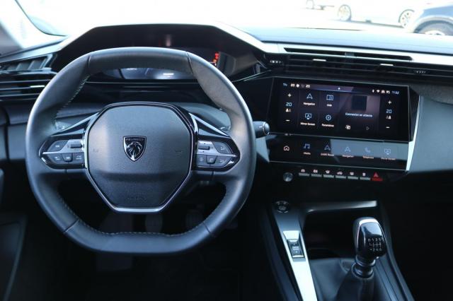 Peugeot 308 image 1