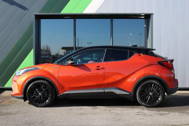 Toyota C-Hr image 2