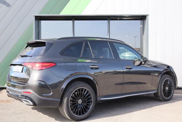 Mercedes Benz Glc image 9