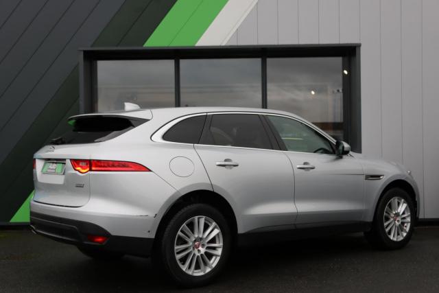 Jaguar F-Pace image 3