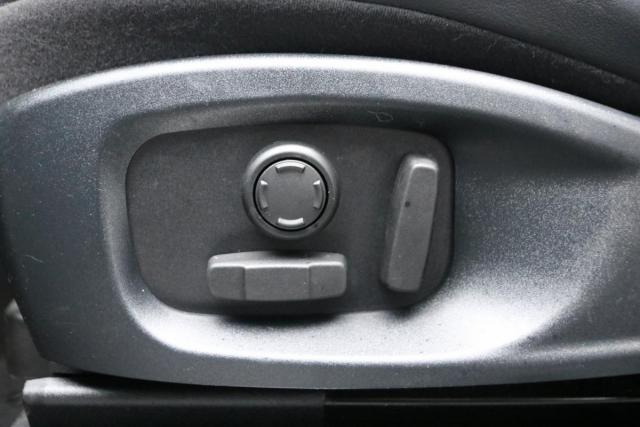 Jaguar F-Pace image 7