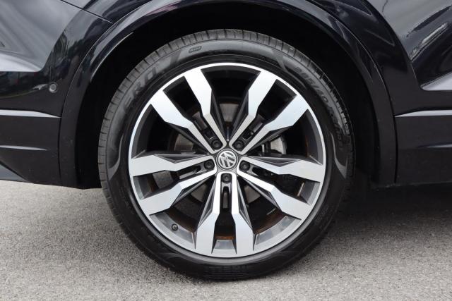 Volkswagen Touareg image 7