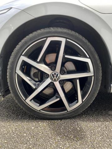 Volkswagen Golf image 7