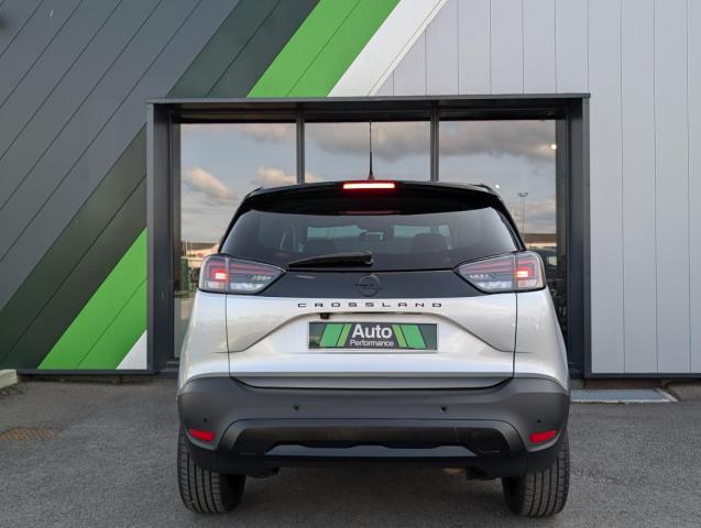 Opel Crossland image 1