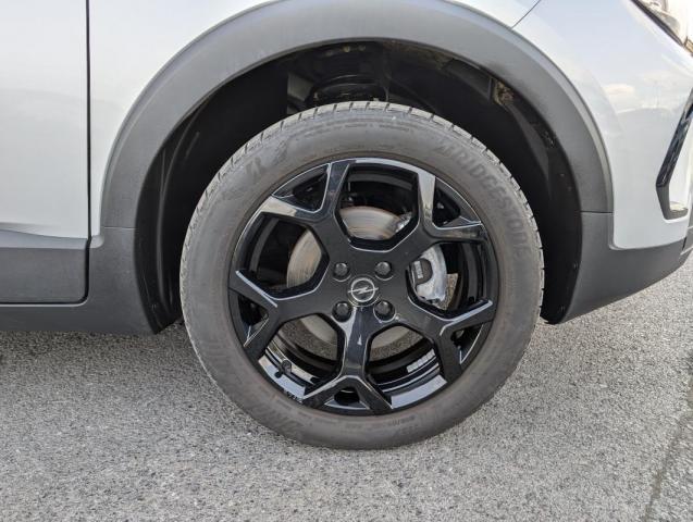 Opel Crossland image 2