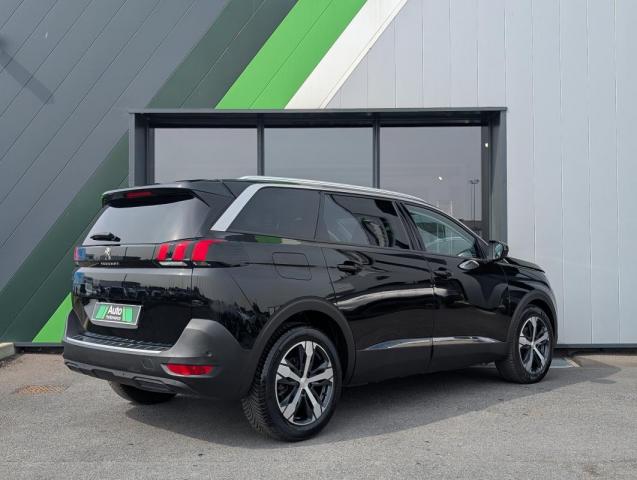 Peugeot 5008 image 3