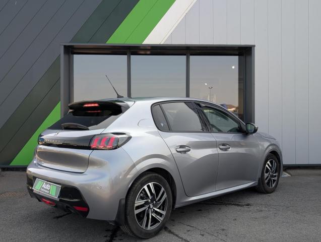 Peugeot 208 image 7