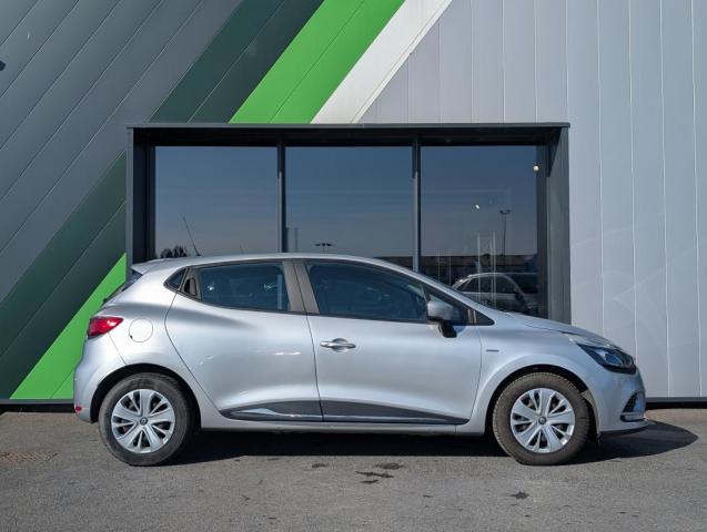 Renault Clio image 2