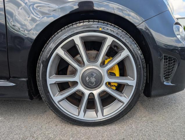 Abarth 595c image 1