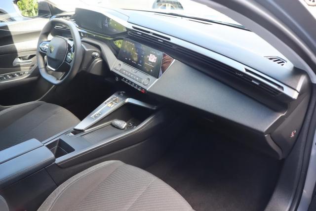 Peugeot 308 image 1