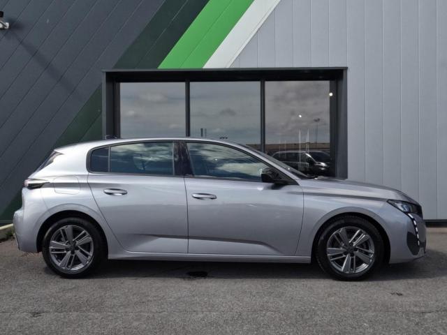 Peugeot 308 image 2
