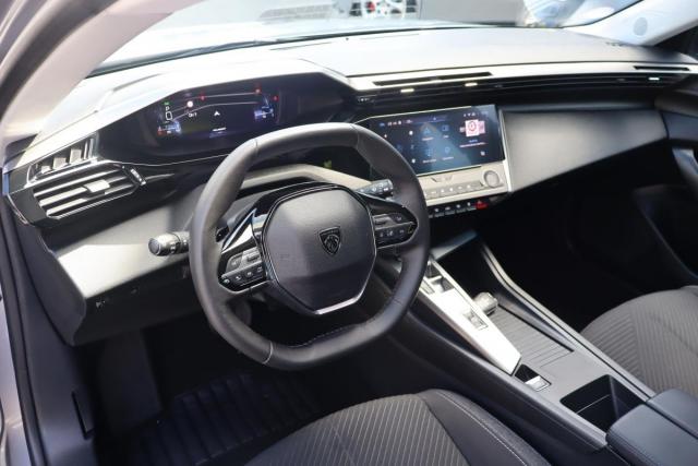 Peugeot 308 image 9