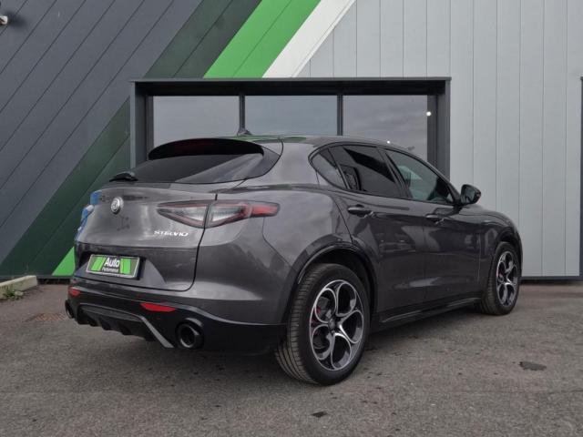 Alfa Romeo Stelvio image 4
