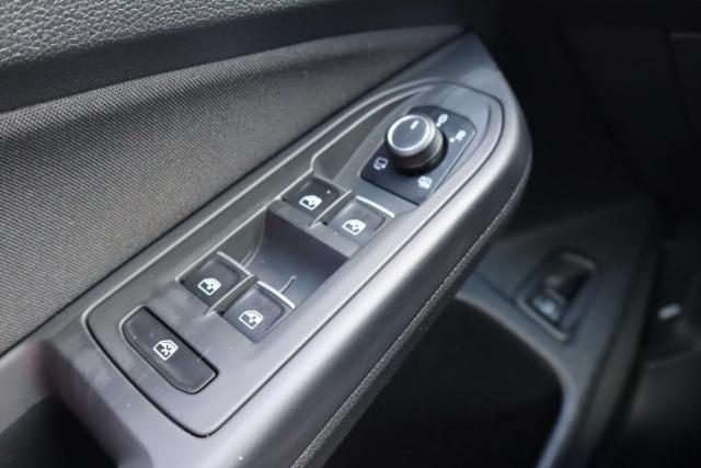 Volkswagen Golf image 2