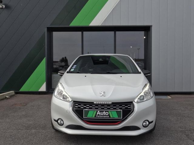 Peugeot 208 image 8