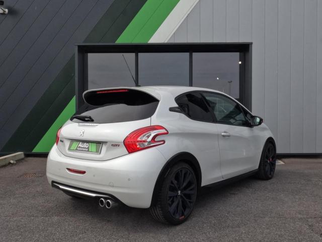 Peugeot 208 image 7