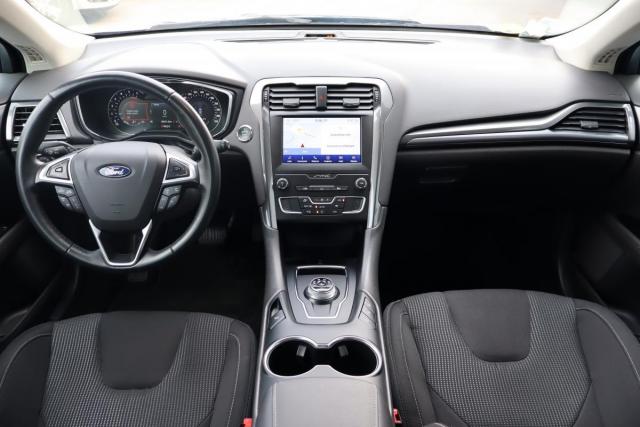 Ford Mondeo image 4
