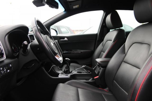 Kia Sportage image 8