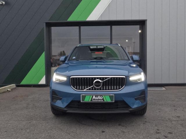 Volvo Xc40 image 2