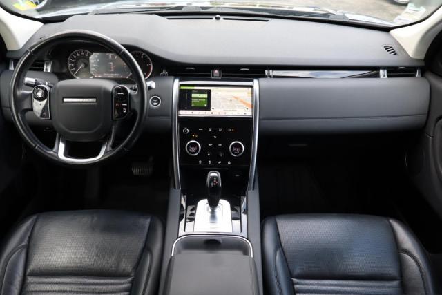 Land Rover Discovery Sport image 1