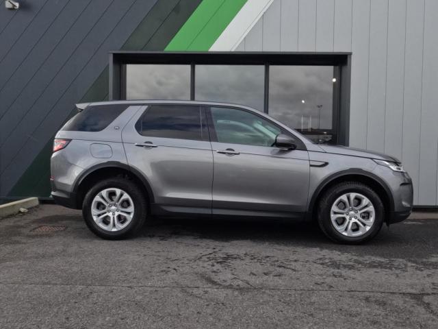Land Rover Discovery Sport image 2