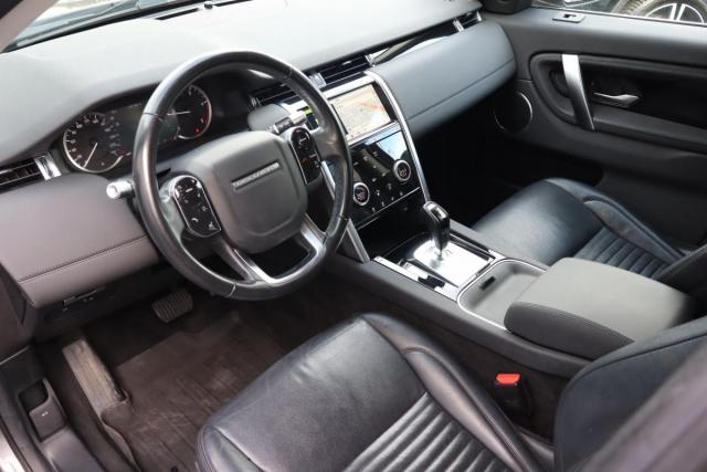 Land Rover Discovery Sport image 9