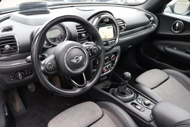 Mini Clubman image 5