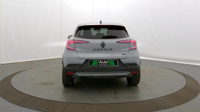 Renault Captur image 2