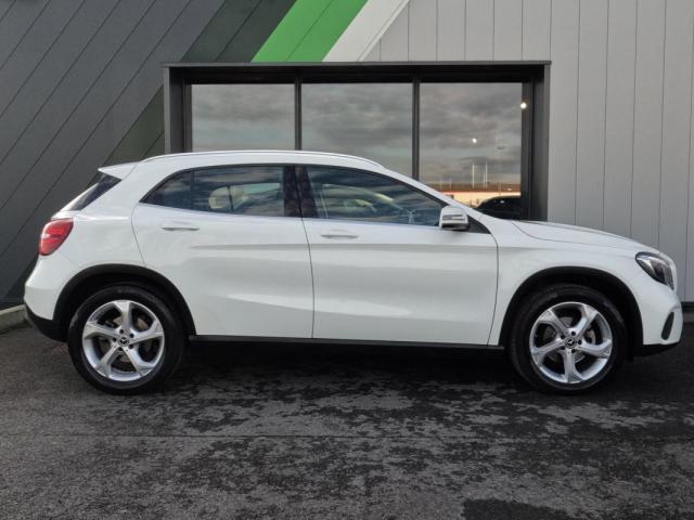 Mercedes Benz Gla image 4