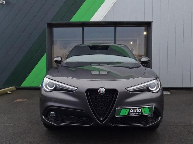 Alfa Romeo Stelvio image 4