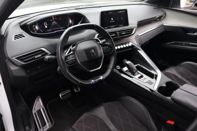 Peugeot 5008 image 2