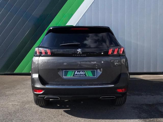 Peugeot 5008 image 1