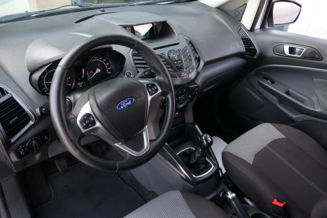 Ford Ecosport image 8