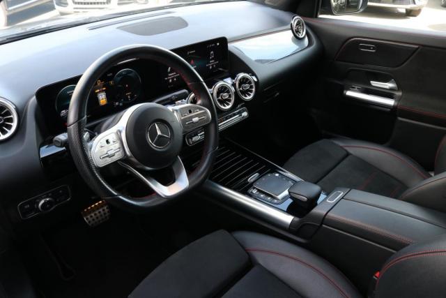 Mercedes Benz Gla image 2