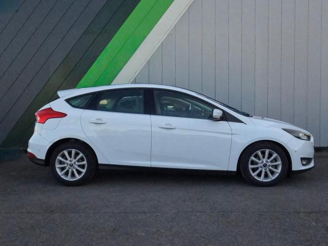 Ford Focus image 3
