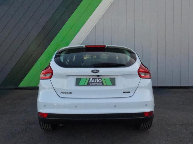 Ford Focus image 6