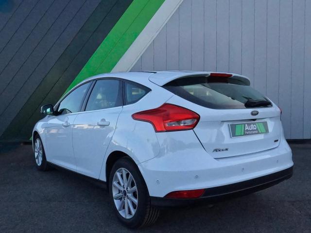 Ford Focus image 8