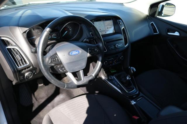 Ford Focus image 7
