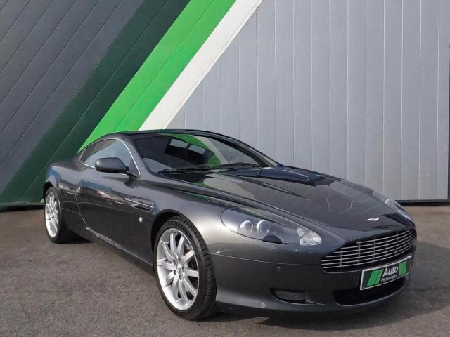 Aston Martin Db9 image 7