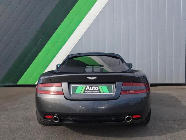 Aston Martin Db9 image 2