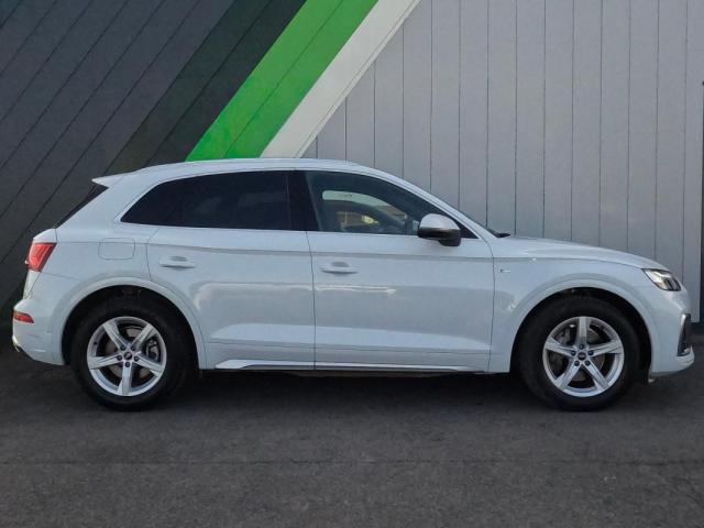Audi Q5 image 1