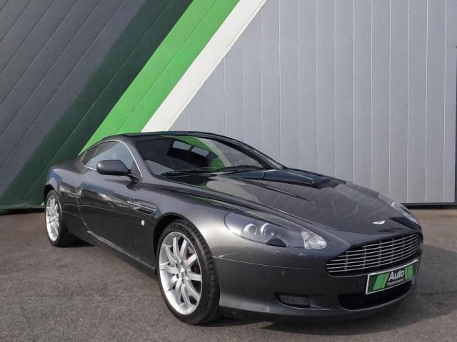 Aston Martin Db9 image 2